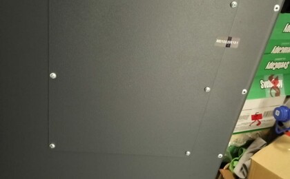 Открыли сейф Вальберг 